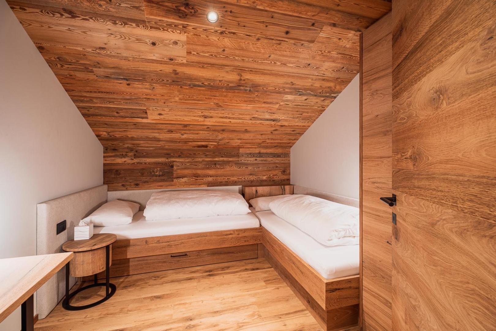 Apartments Villa Sofia Santa Cristina Val Gardena ภายนอก รูปภาพ